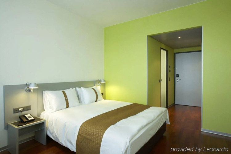 Holiday Inn Zurich - Messe by IHG