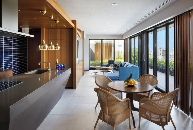 Penthouse Suite