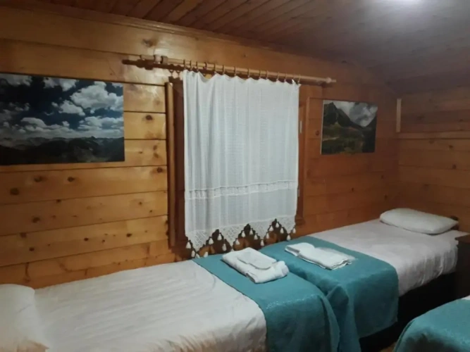 Standard Triple room with mountain view