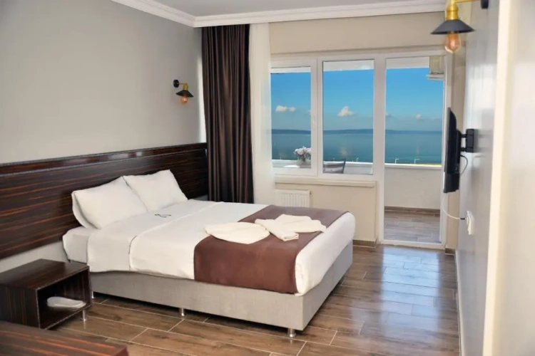 Standard Double room with sea view