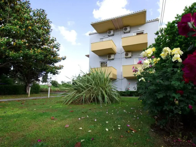 Voula Apartments