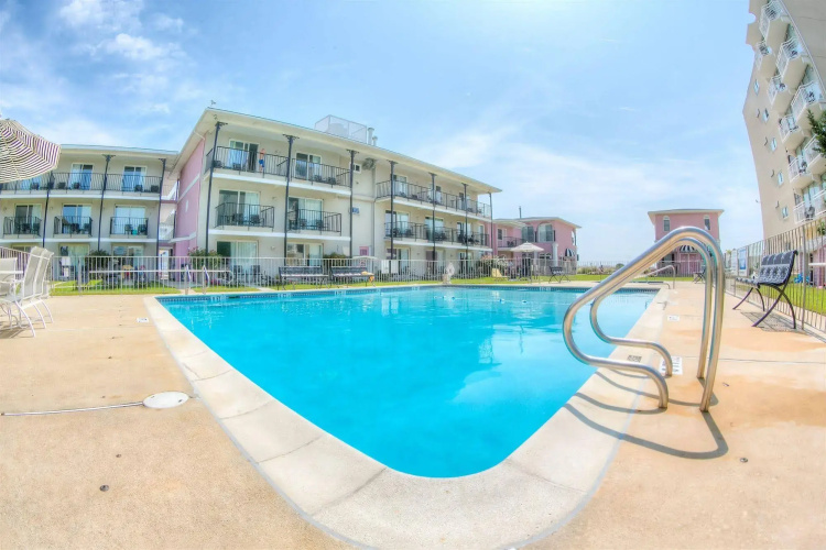Periwinkle Inn