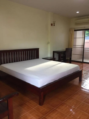 Poon Suk Hotel Kabin Buri