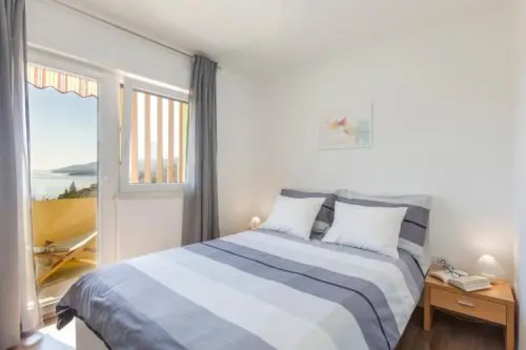 Apartment Dora