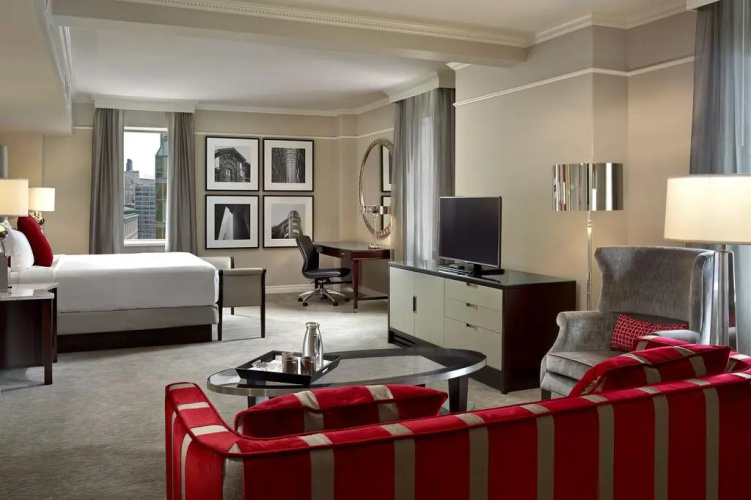 The Omni King Edward Hotel