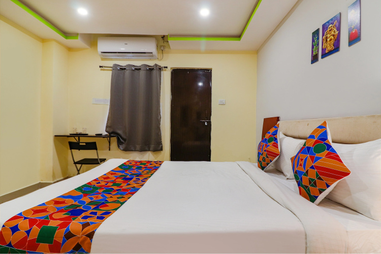 FabHotel Broholic Suites