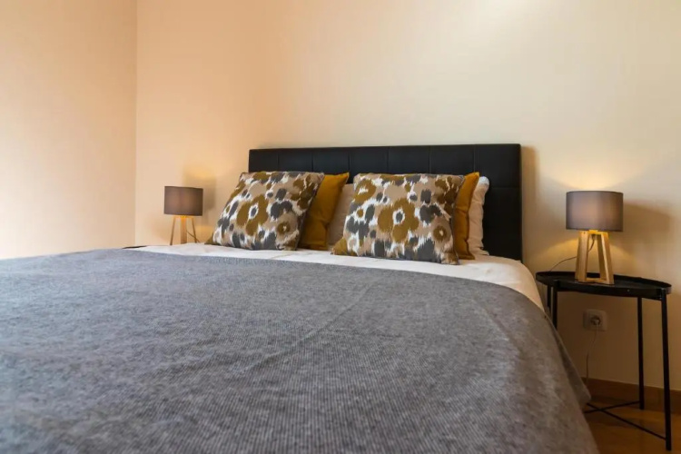 Acacia Apartment