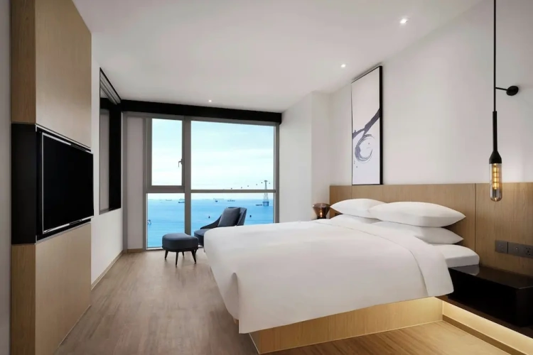 1 Bedroom Suite