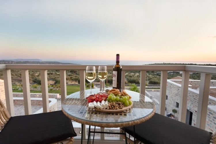 Armantanis Luxury Suites