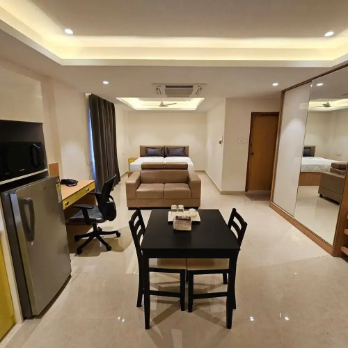 Western Suites