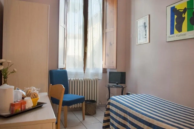 Standard Single room