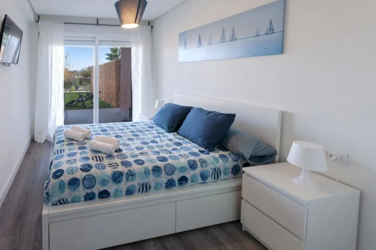Happy - Apartment With Shared Pool in Oliva Nova