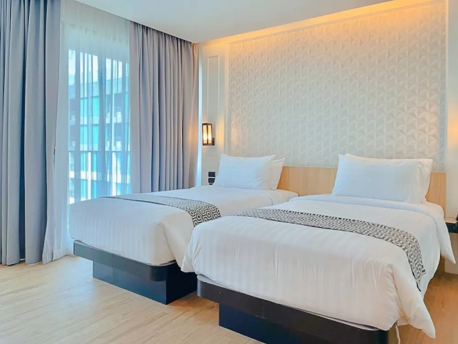 Deluxe Twin room with balcony