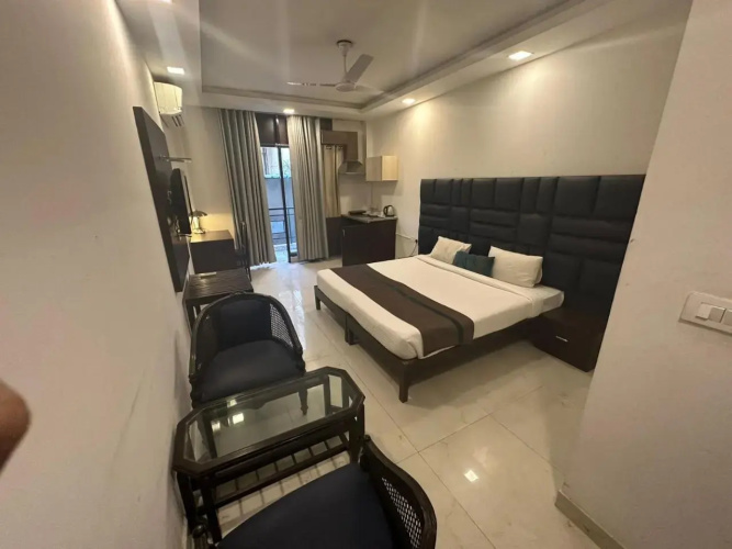 Perch Arbor-DLF Cyber City