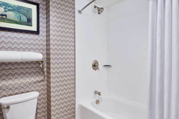 Homewood Suites by Hilton Teaneck Glenpointe photo 10