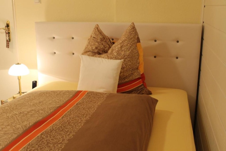 Standard Single room with view