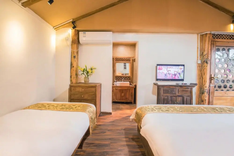 LiJiang Cibei Guesthouse