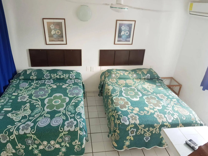 Hotel Suites Le Monde