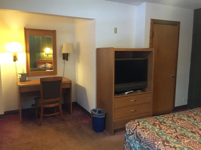 Du Wayne Motel