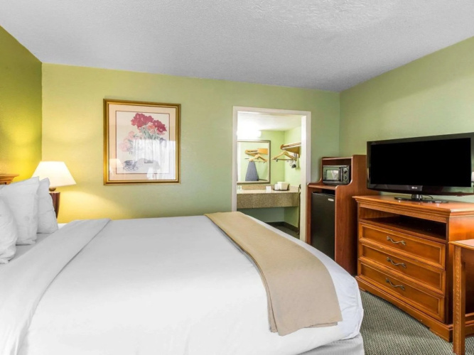 Quality Inn & Suites