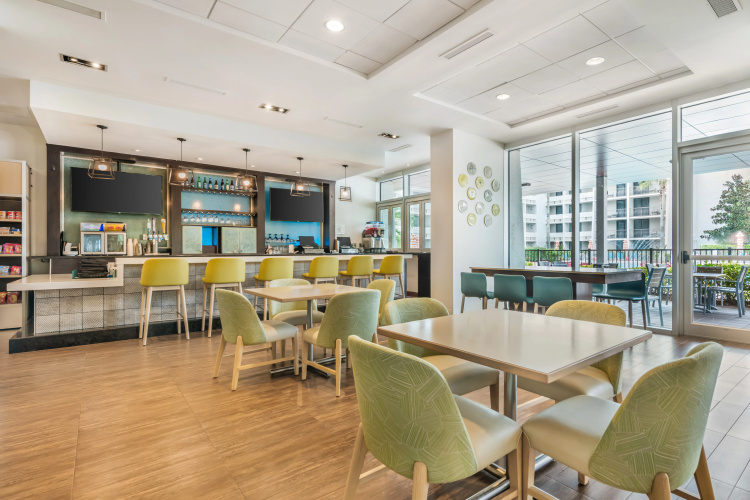Holiday Inn Orlando - Disney Springs Area photo 36