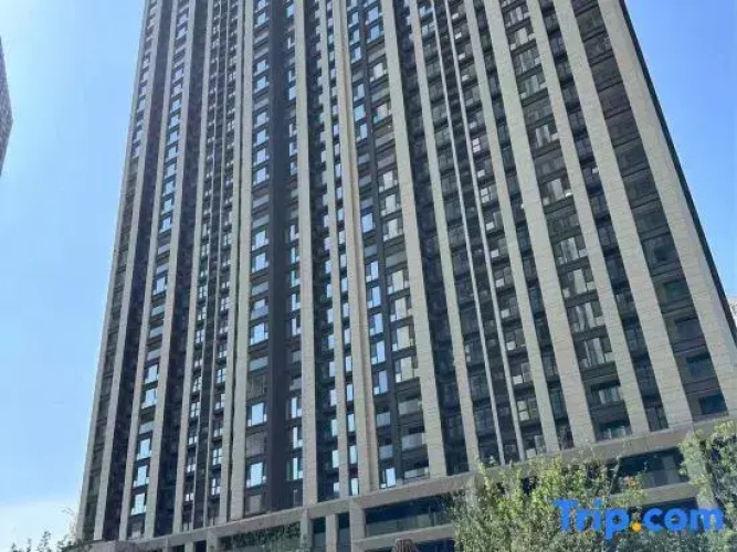 Xingyu Seaview Movie Apartment