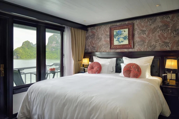 Paradise Sails Cruise Ha Long