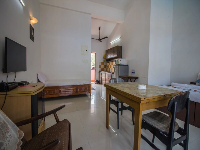 OYO 13345 Home Courtyard Chapora