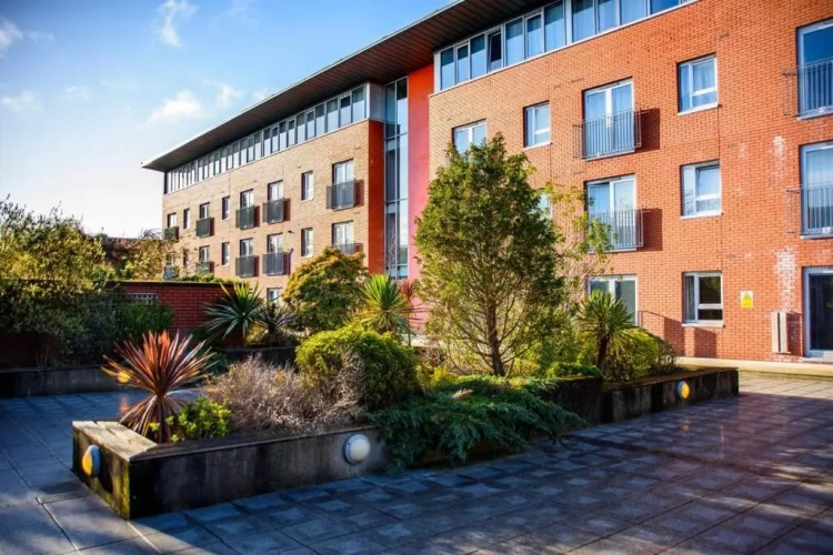 2 Bedrooms Double Apartment