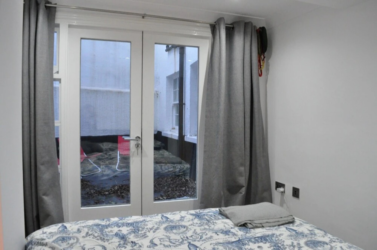 Stunning 3 Bedroom Bath