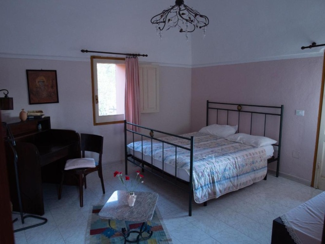 2 Bedrooms Cottage