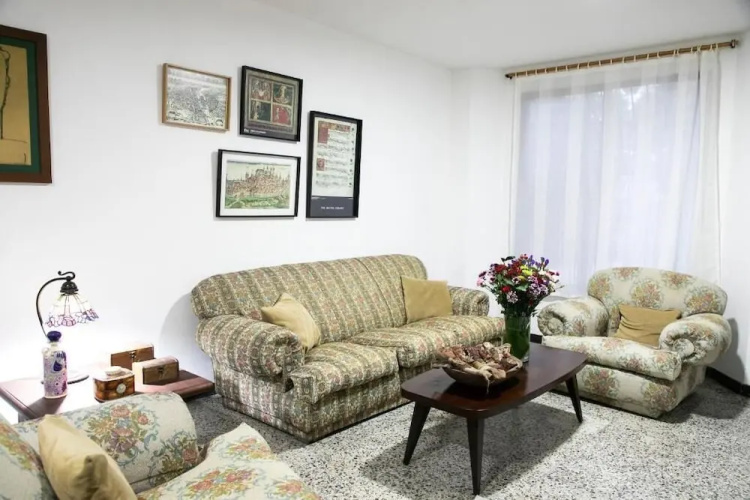 50N15 B&B