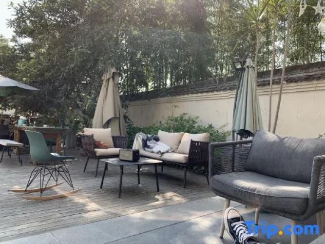 Encounter Boutique Hostel