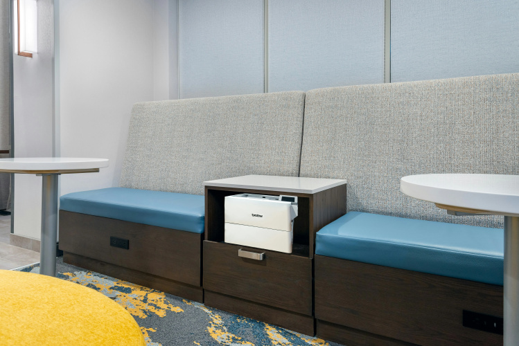 Hampton Inn & Suites Cleveland-Beachwood photo 8