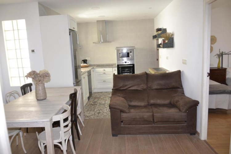 3 Bedrooms Cottage