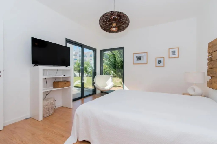 Villa 91 by ALGARTUR