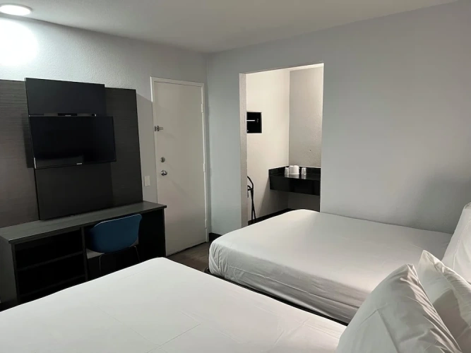 Deluxe Quadruple room