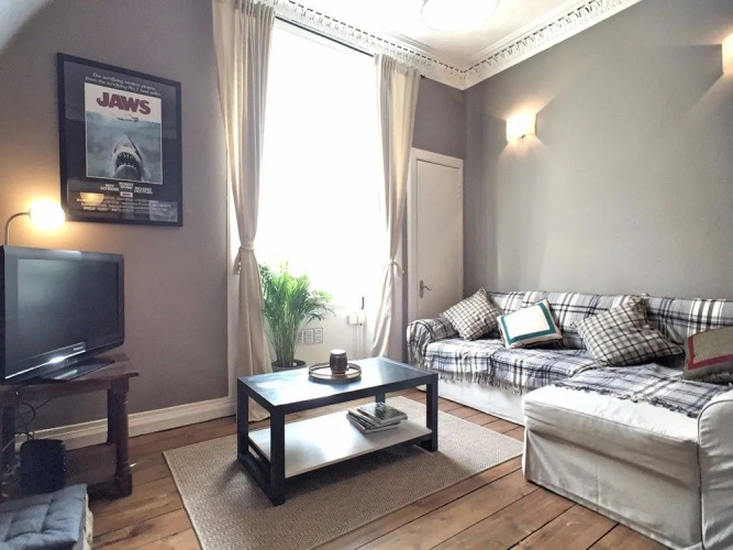 1 Bedroom Flat In Edinburgh