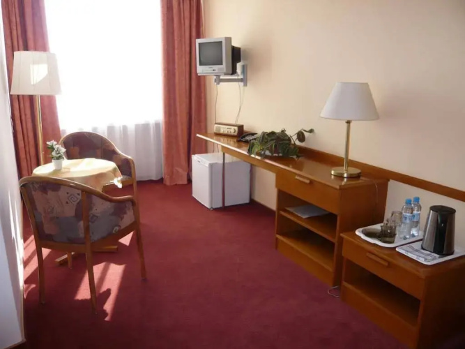 Plonia Hotel