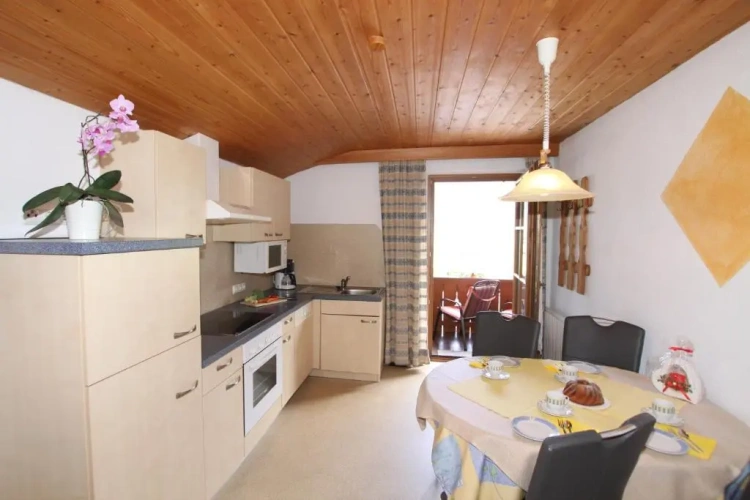 1 Bedroom Apartment with balcony
