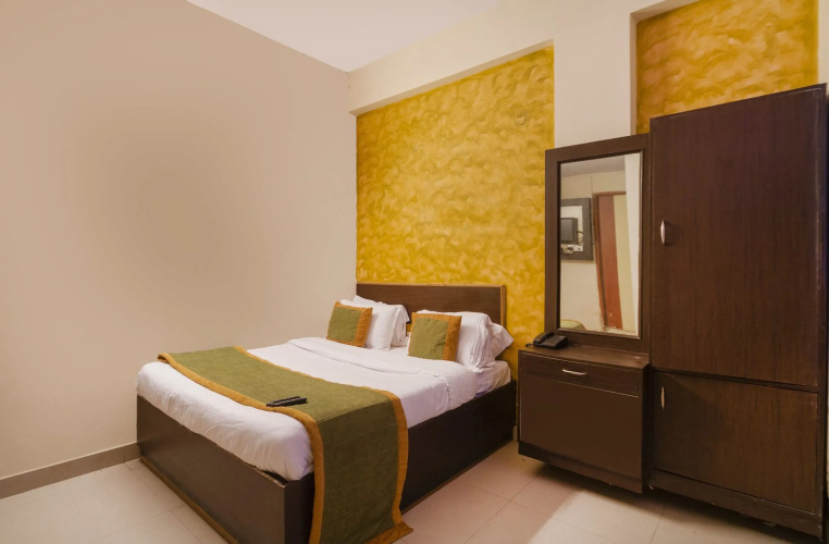 Hotel Rinn Lakdikapul