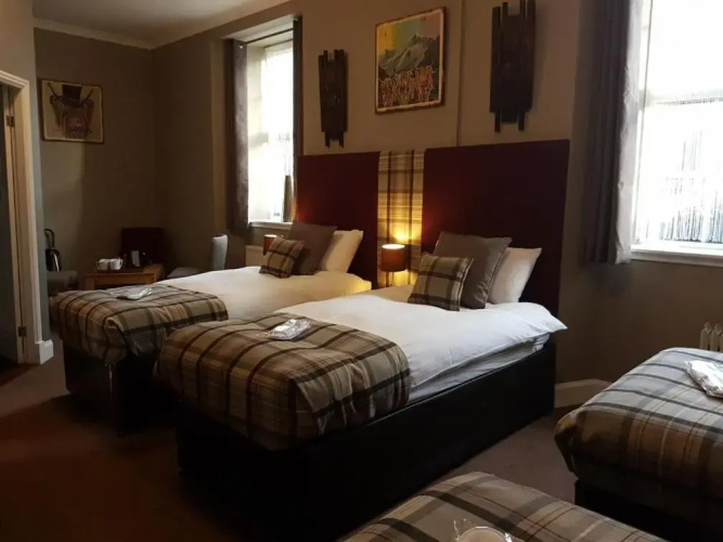 Fairburn Hotel