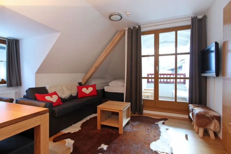 1 Bedroom Apartment with balcony