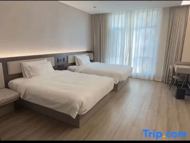 Business Twin room