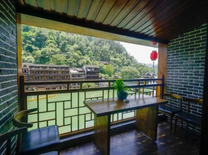 Shuangmeng Jiangjing Inn
