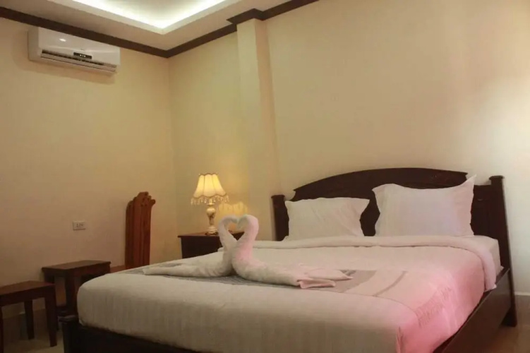 888 Guest House