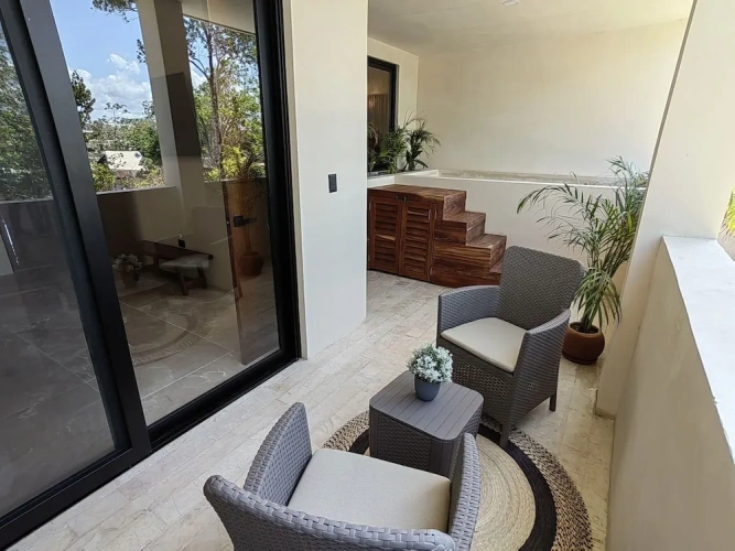 Deluxe Apartment