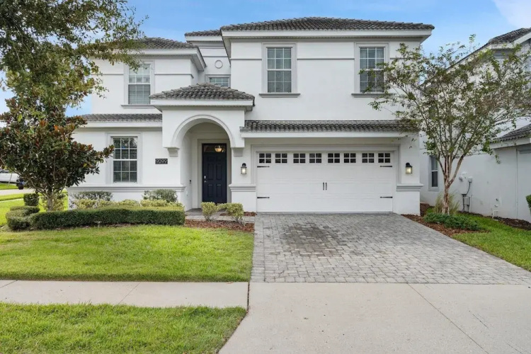 Championsgate Resort Vacation Pool & Spa Home With Resort Clubhouse Amenity Access 8 Bedroom Home - Davenport, FL