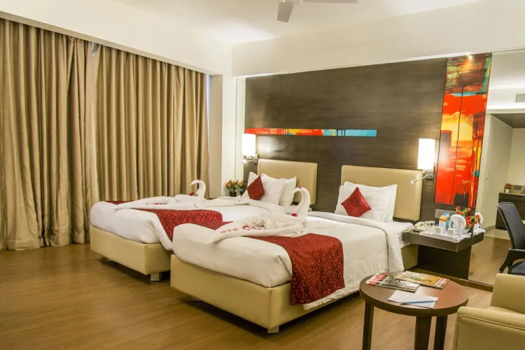 V Hotel