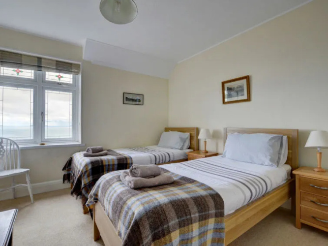 Holiday Home Briar Cottage